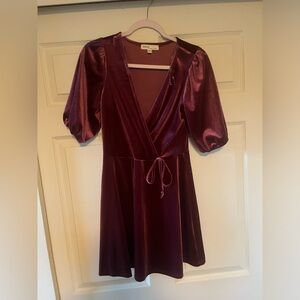 Size small velvet dress with puffy sleeves